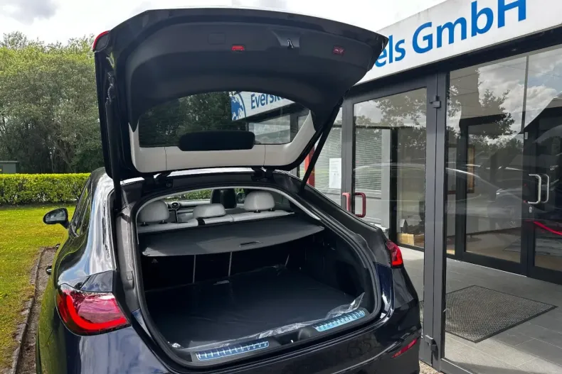 Mercedes-Benz GLC 200 din 2024 cu 200 km - oferta MER125589 - foto 12