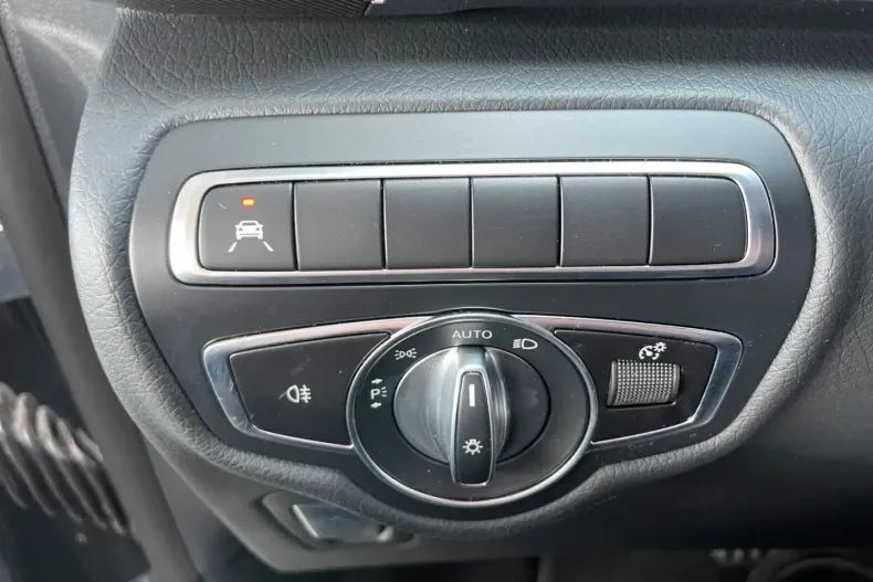 Mercedes-Benz V 300 din 2020 cu 92.000 km - oferta MER125590 - foto 26