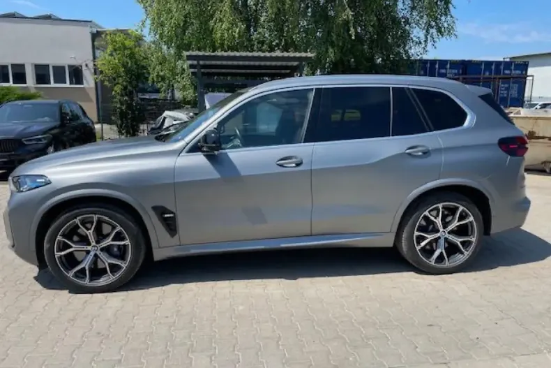 BMW X5 M60 din 2023 cu 10.500 km - oferta BMW125597 - foto 2
