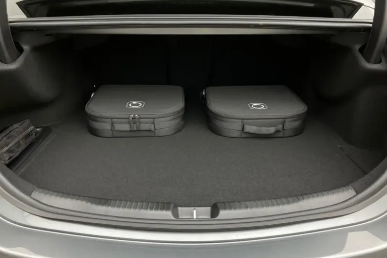 Mercedes-Benz C 400 din 2023 cu 15.259 km - oferta MER125598 - foto 8