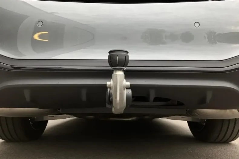 Mercedes-Benz C 400 din 2023 cu 15.259 km - oferta MER125598 - foto 9