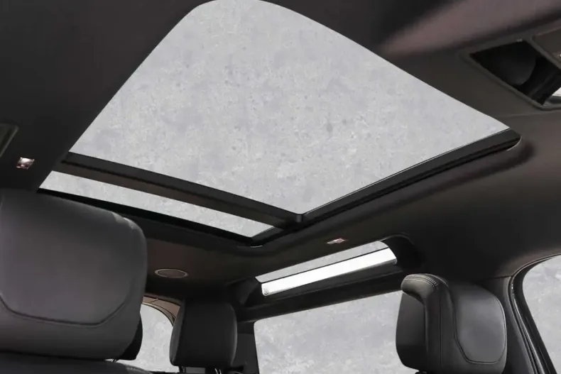 Land Rover Defender din 2022 cu 66.800 km - oferta LAN125606 - foto 15