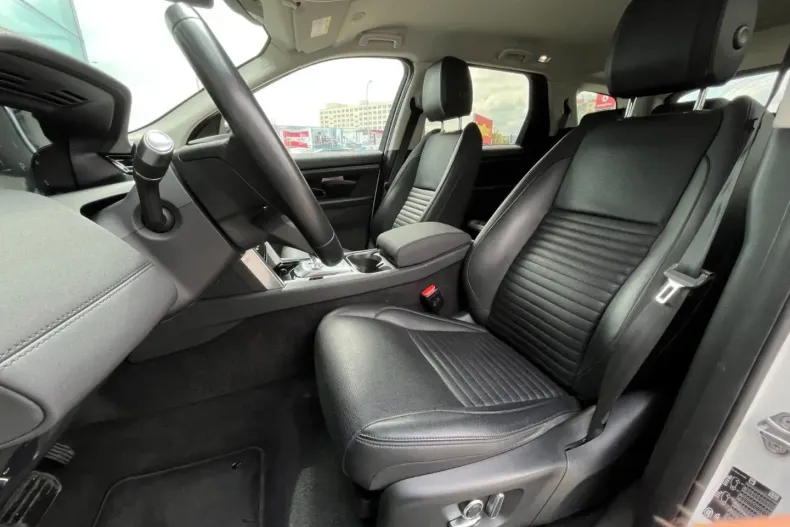 Land Rover Discovery Sport din 2021 cu 49.800 km - oferta LAN125607 - foto 9