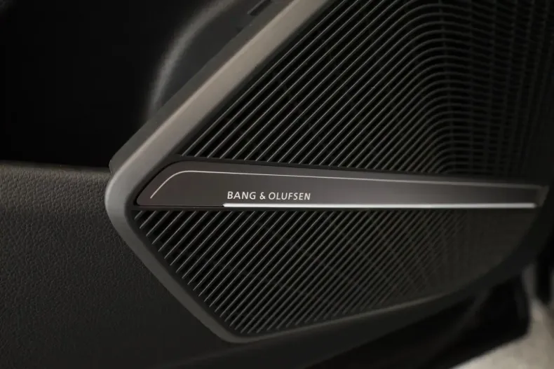 Audi SQ5 din 2023 cu 11.000 km - oferta AUD125609 - foto 17