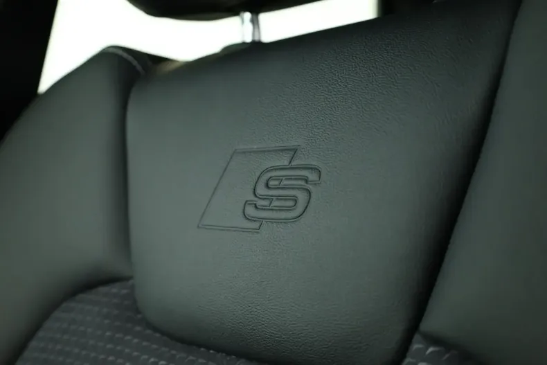 Audi SQ5 din 2023 cu 11.000 km - oferta AUD125609 - foto 28