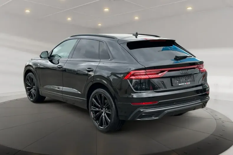 Audi Q8 din 2024 cu 5.000 km - oferta AUD125616 - foto 4