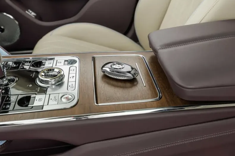 Bentley Flying Spur din 2023 cu 17.800 km - oferta BEN125618 - foto 13