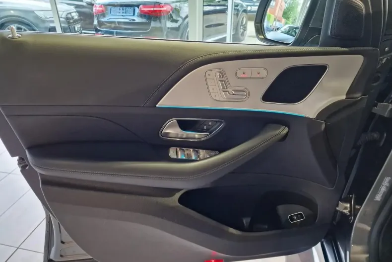 Mercedes-Benz GLE 350 din 2023 cu 18.930 km - oferta MER125620 - foto 16