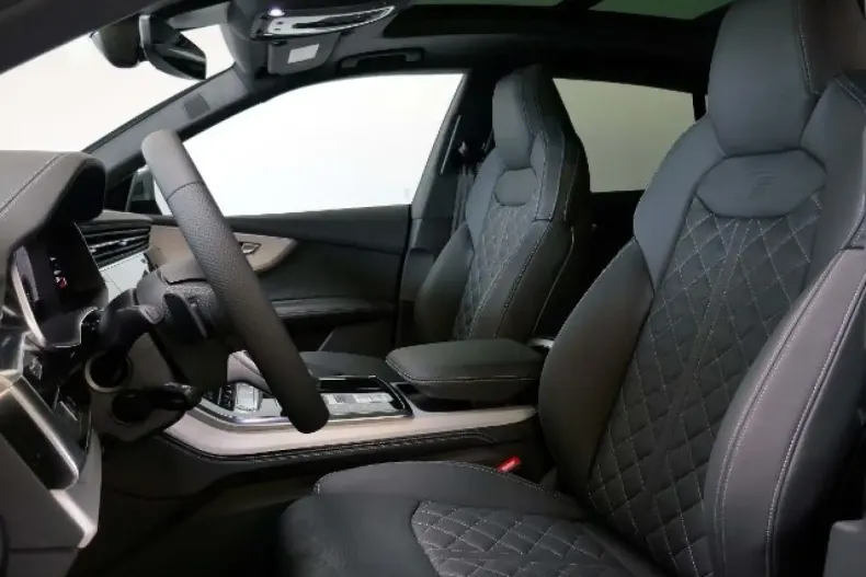 Audi Q8 din 2023 cu 34.196 km - oferta AUD125621 - foto 8