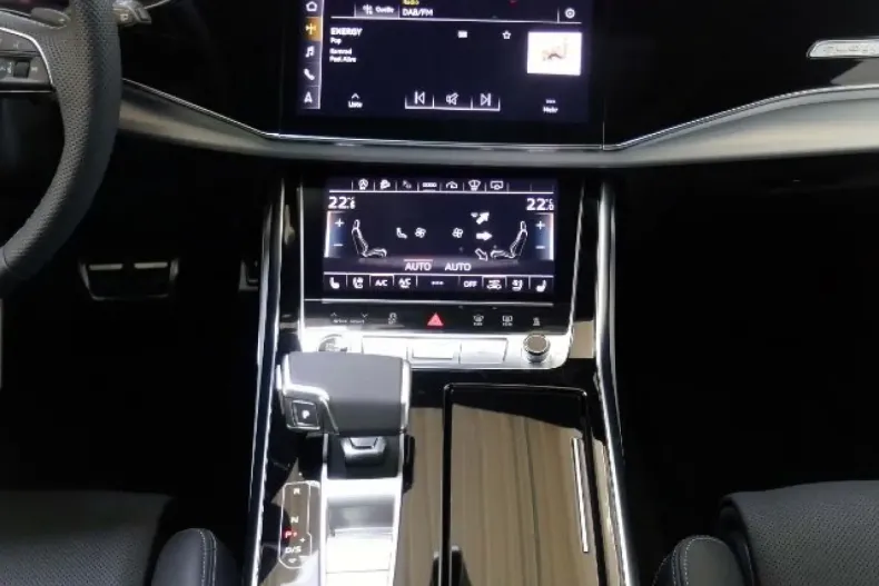 Audi Q8 din 2023 cu 34.196 km - oferta AUD125621 - foto 12