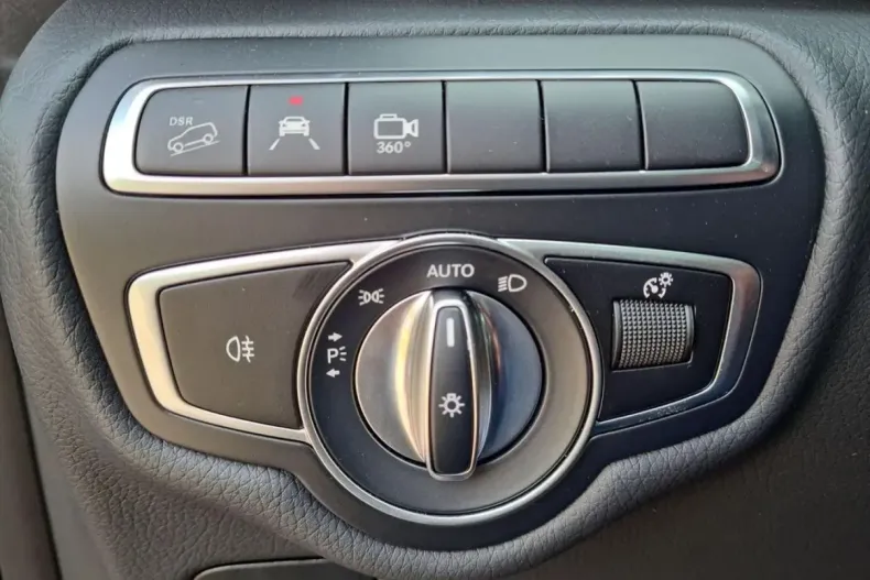 Mercedes-Benz V 300 din 2023 cu 15 km - oferta MER125624 - foto 18