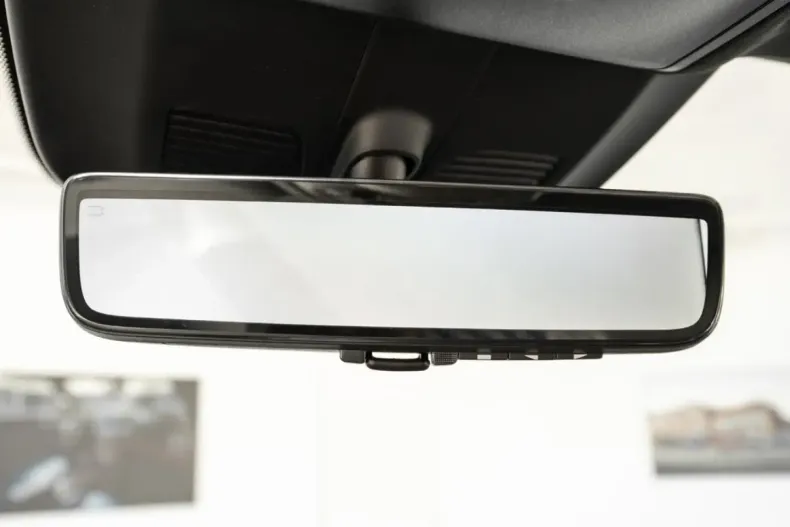 Mercedes-Benz V 300 din 2023 cu 15 km - oferta MER125624 - foto 24