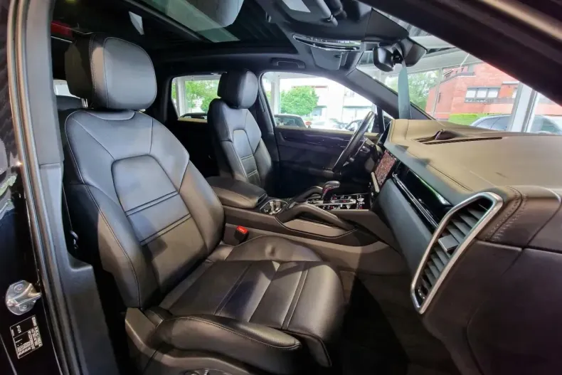 Porsche Cayenne din 2021 cu 65.000 km - oferta POR125626 - foto 17