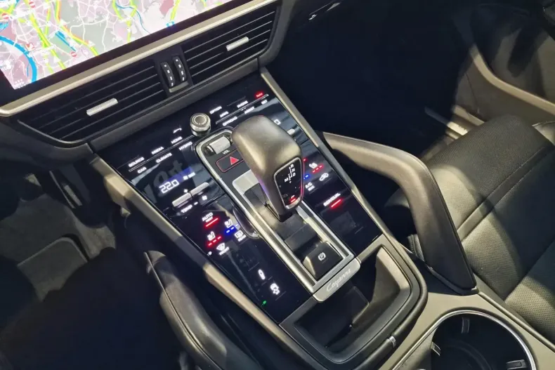 Porsche Cayenne din 2021 cu 65.000 km - oferta POR125626 - foto 22