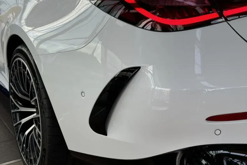 Mercedes-Benz CLE 53 AMG din 2024 cu 2.000 km - oferta MER125627 - foto 8