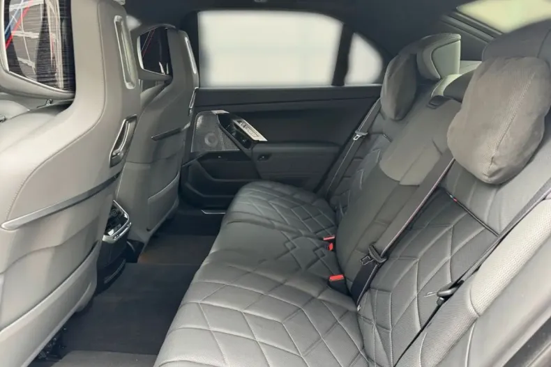 BMW 760 din 2023 cu 19.000 km - oferta BMW125635 - foto 25