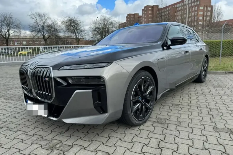 BMW 760 din 2024 cu 5.000 km - oferta BMW125639 - foto 2