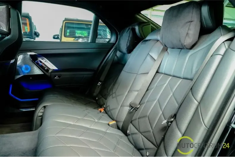 BMW 760 din 2023 cu 5.000 km - oferta BMW125640 - foto 16