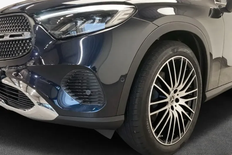 Mercedes-Benz GLC 220 din 2024 cu 3.000 km - oferta MER125641 - foto 5