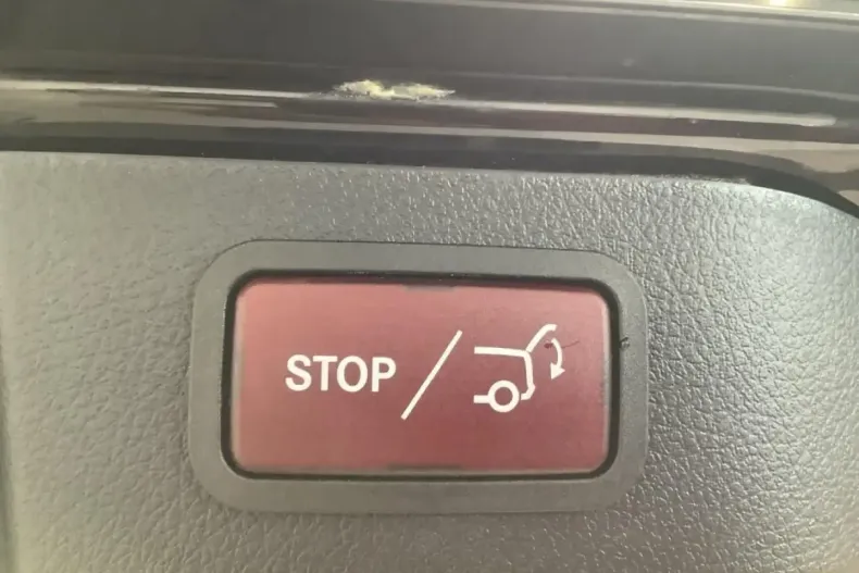 Mercedes-Benz V 300 din 2022 cu 53.000 km - oferta MER125643 - foto 11