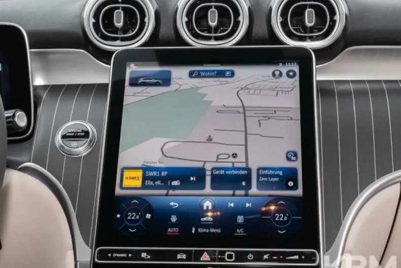 Mercedes-Benz GLC 200 din 2024 cu 4.500 km - oferta MER125646 - foto 7