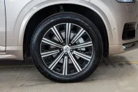 Volvo XC90 din 2023 cu 8.000 km - oferta VOL125647 - foto 8