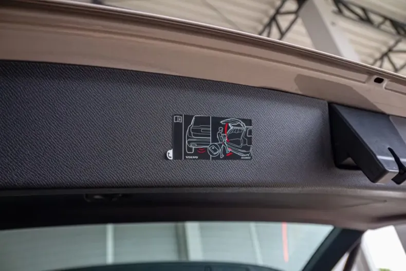 Volvo XC90 din 2023 cu 8.000 km - oferta VOL125647 - foto 19