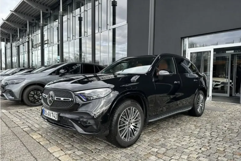 Mercedes-Benz GLC 220 din 2023 cu 7.000 km - oferta MER125649 - foto 2