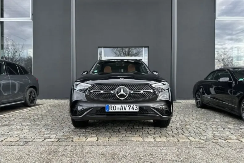 Mercedes-Benz GLC 220 din 2023 cu 7.000 km - oferta MER125649 - foto 3