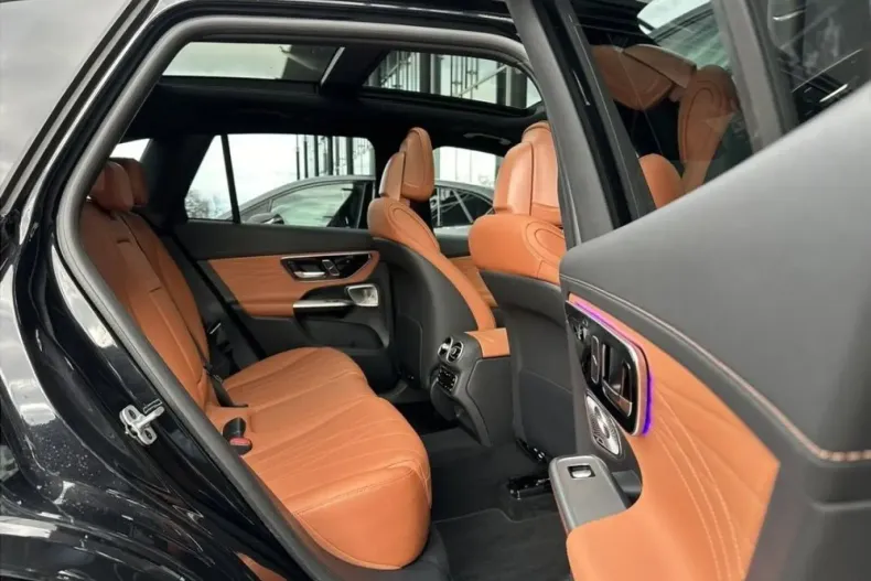 Mercedes-Benz GLC 220 din 2023 cu 7.000 km - oferta MER125649 - foto 12