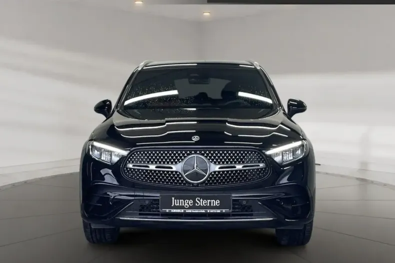Mercedes-Benz GLC 200 din 2023 cu 8.000 km - oferta MER125653 - foto 2