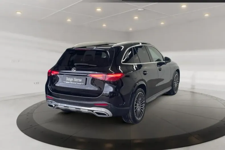 Mercedes-Benz GLC 200 din 2023 cu 8.000 km - oferta MER125653 - foto 4