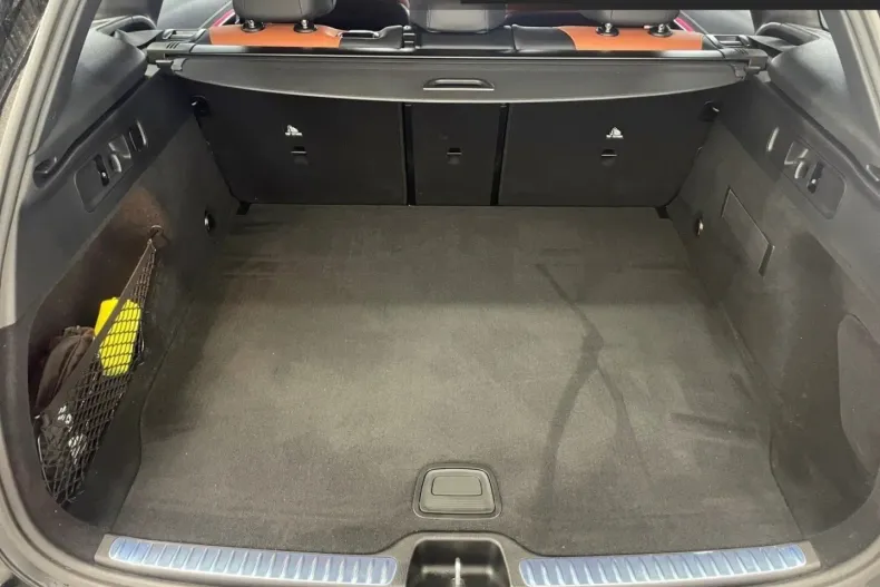 Mercedes-Benz GLC 200 din 2023 cu 8.000 km - oferta MER125653 - foto 15