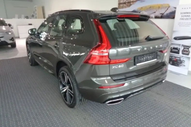 Volvo XC60 din 2021 cu 21.000 km - oferta VOL125655 - foto 4