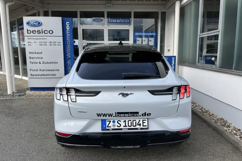 Ford Mustang Mach-E din 2023 cu 33.000 km - oferta FOR125658 - foto 6