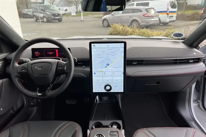 Ford Mustang Mach-E din 2023 cu 33.000 km - oferta FOR125658 - foto 11