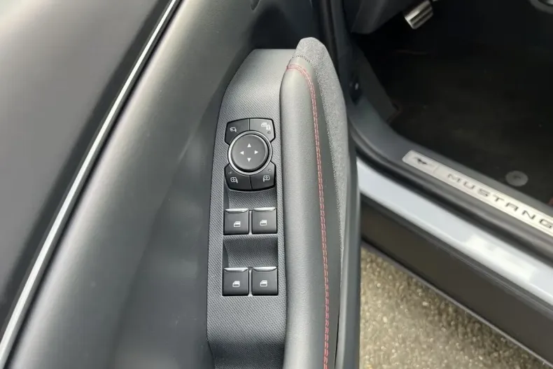 Ford Mustang Mach-E din 2023 cu 33.000 km - oferta FOR125658 - foto 12