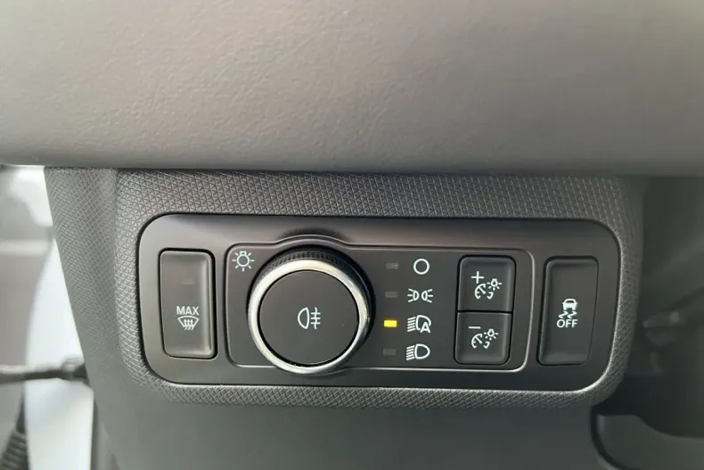 Ford Mustang Mach-E din 2023 cu 33.000 km - oferta FOR125658 - foto 16