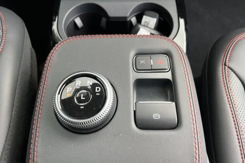 Ford Mustang Mach-E din 2023 cu 33.000 km - oferta FOR125658 - foto 24