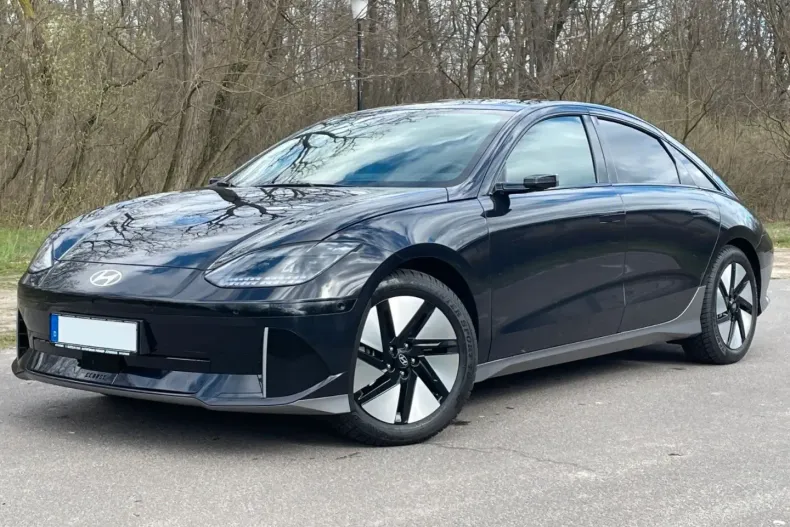 Hyundai IONIQ 6 din 2023 cu 22.500 km - oferta HYU125659 - foto 2