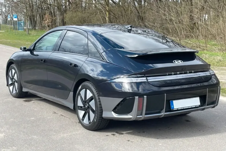 Hyundai IONIQ 6 din 2023 cu 22.500 km - oferta HYU125659 - foto 4