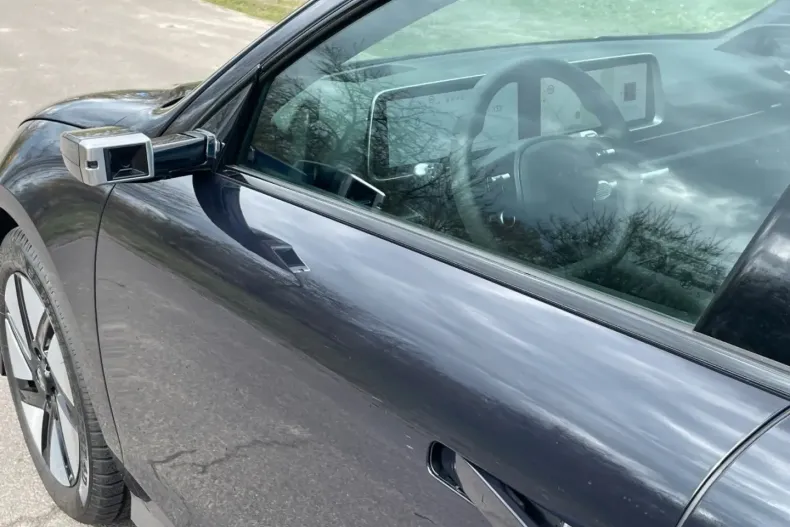 Hyundai IONIQ 6 din 2023 cu 22.500 km - oferta HYU125659 - foto 10