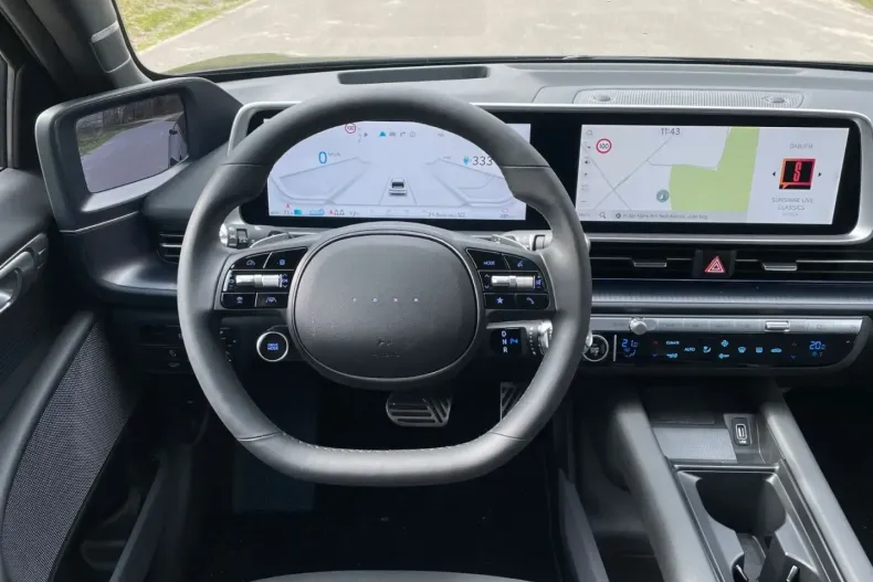 Hyundai IONIQ 6 din 2023 cu 22.500 km - oferta HYU125659 - foto 12