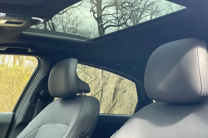 Hyundai IONIQ 6 din 2023 cu 22.500 km - oferta HYU125659 - foto 21