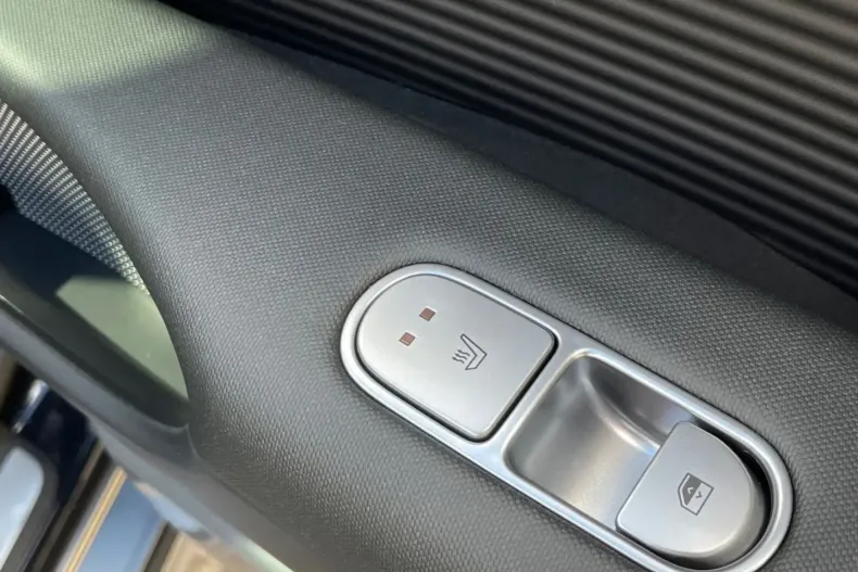 Hyundai IONIQ 6 din 2023 cu 22.500 km - oferta HYU125659 - foto 26