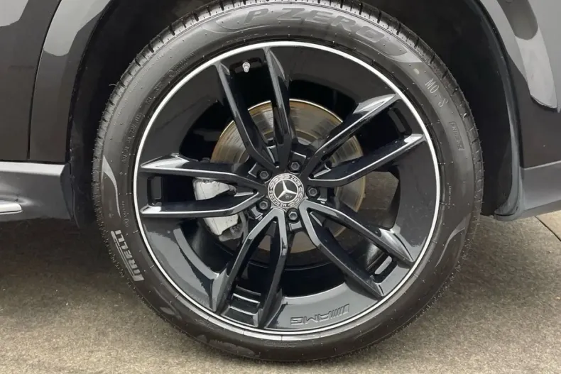 Mercedes-Benz GLE 450 din 2023 cu 6.800 km - oferta MER125664 - foto 8