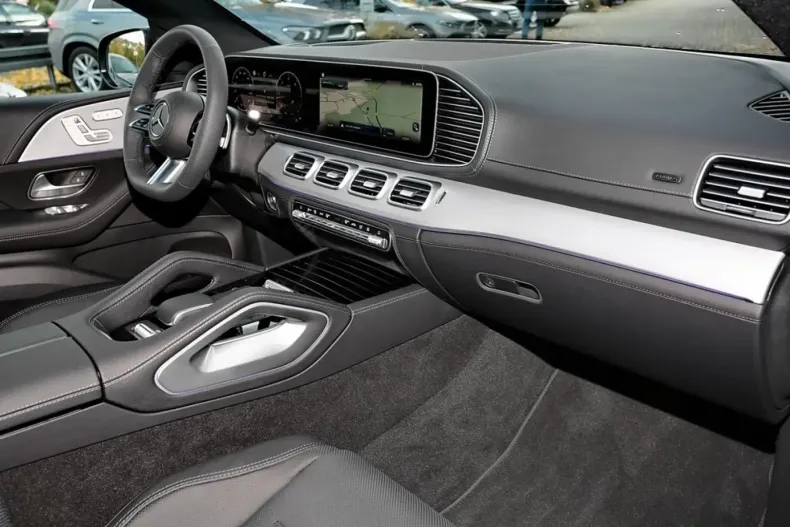 Mercedes-Benz GLE 450 din 2023 cu 11.000 km - oferta MER125665 - foto 7