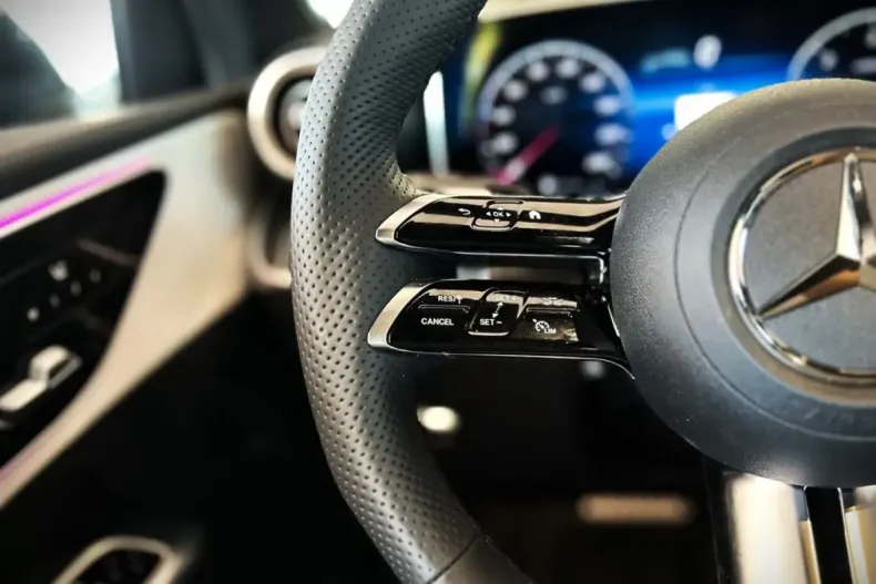 Mercedes-Benz GLC 220 din 2023 cu 17.000 km - oferta MER125666 - foto 14