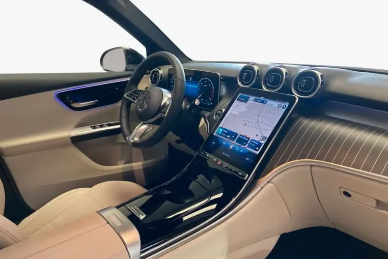 Mercedes-Benz GLC 220 din 2024 cu 3.500 km - oferta MER125667 - foto 8