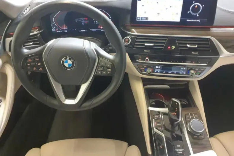 BMW 530 din 2020 cu 67.000 km - oferta BMW125668 - foto 4